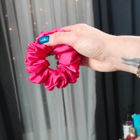 Mini scrunchies na cienkiej gumce Róż
