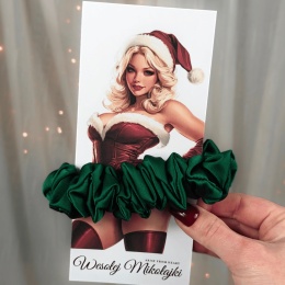 Piękna Mikołajka - scrunchies mikołajkowa zielona