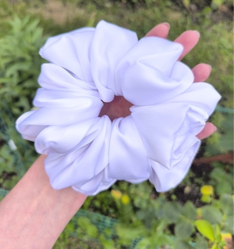 Scrunchies biała MAXI 10% jedwab