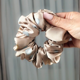 Medium scrunchies Cherry