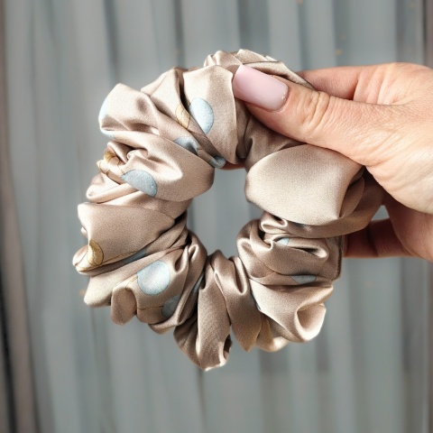 Medium scrunchies Cherry